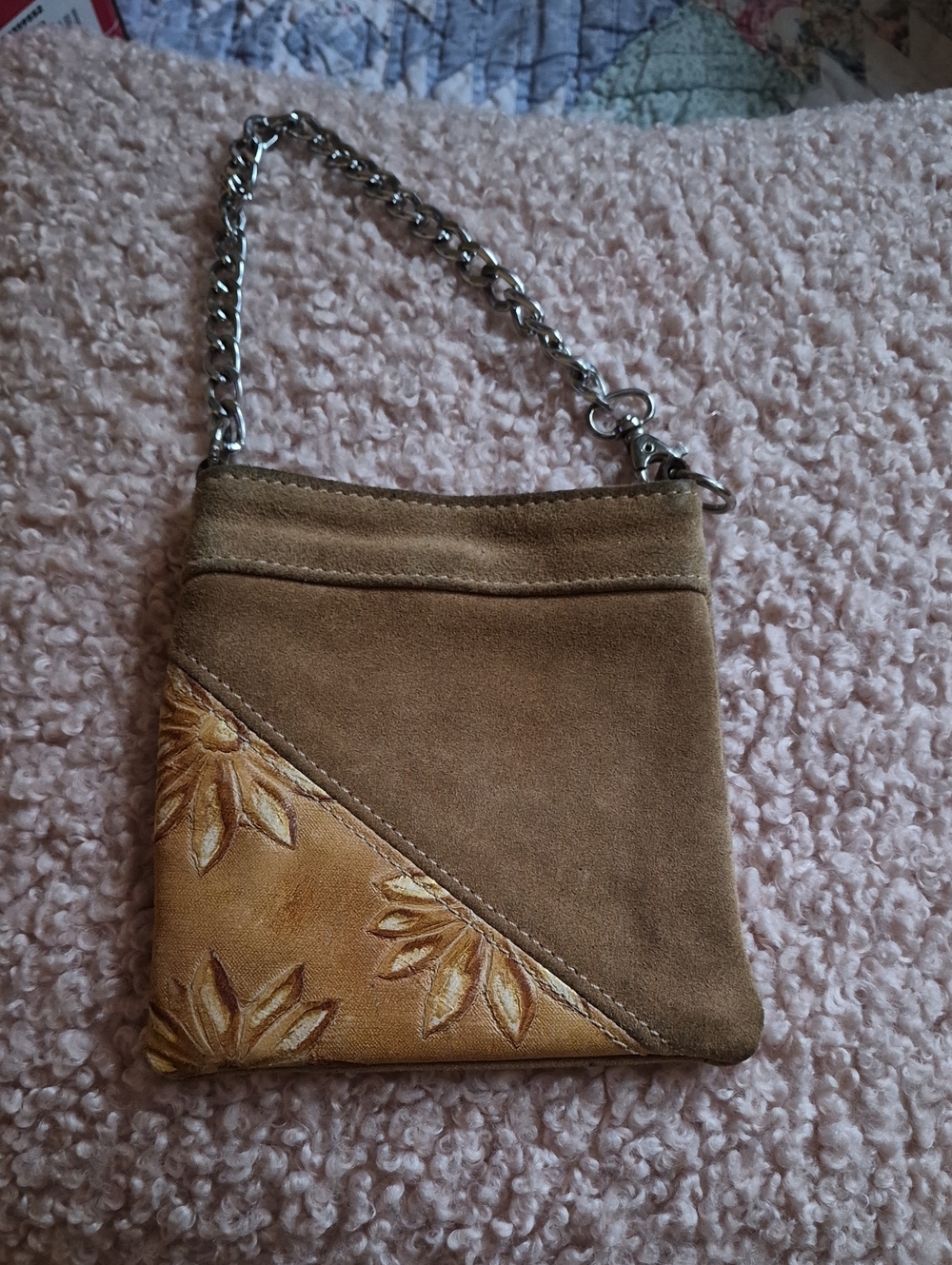 Vera Pelle Made In Italy - Suede Floral Accent Small Shoulder Bag in Tan